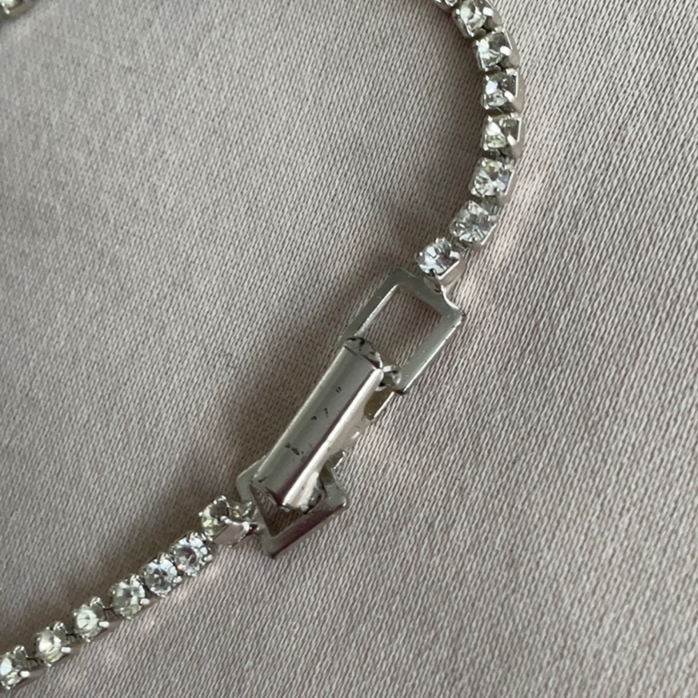 Delicate Silver coloured Rhinestone Bracelet / Small - Picture 2 of 8